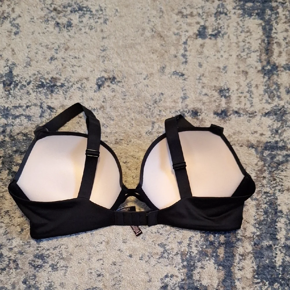 Victorias Secret go bold